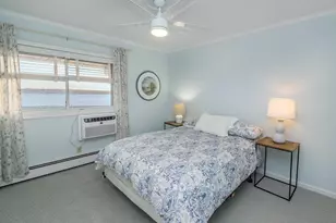 1 Toms Point Ln, Port Washington, NY 11050 - Photo 14