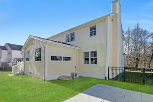 21 Candlewood Ct, Briarcliff Manor, NY 10510 - Photo 42