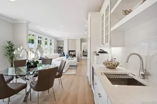 48 Plainview Rd, Woodbury, NY 11797 - Photo 20