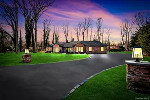 4 Northwood Ct, Woodbury, NY 11797 - Photo 2