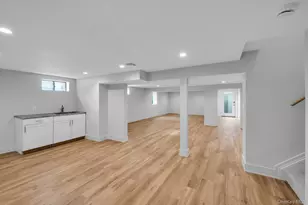 4 Northwood Ct, Woodbury, NY 11797 - Photo 26