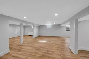 4 Northwood Ct, Woodbury, NY 11797 - Photo 28