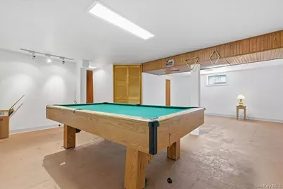 2337 Sycamore Avenue, Wantagh, NY 11793 - Photo 22