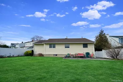 2337 Sycamore Avenue, Wantagh, NY 11793 - Photo 26