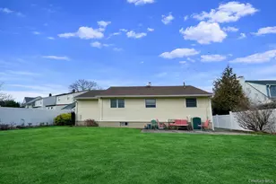 2337 Sycamore Ave, Wantagh, NY 11793 - Photo 26