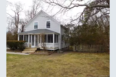 77 N Phillips Avenue, Speonk, NY 11972 - Photo 2
