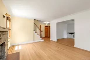 18 Hathaway Dr, Garden City, NY 11530 - Photo 4