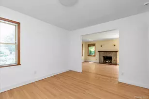 18 Hathaway Dr, Garden City, NY 11530 - Photo 6