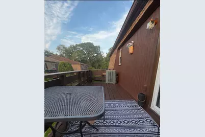 69 New Holland Village, Nanuet, NY 10954 - Photo 16