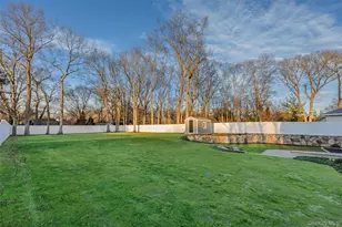 5 Poplar Dr, Smithtown, NY 11787 - Photo 32