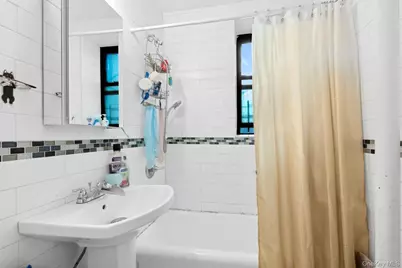 7234 Austin Street #D11, Forest Hills, NY 11375 - Photo 10