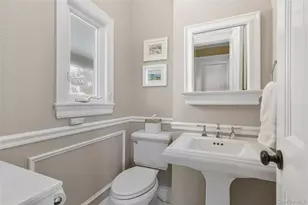 677 James St, Pelham, NY 10803 - Photo 6