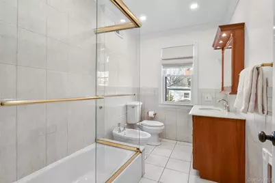 677 James Street, Pelham, NY 10803 - Photo 22