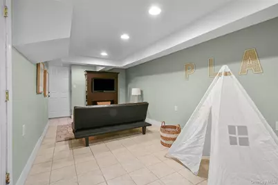 677 James Street, Pelham, NY 10803 - Photo 30