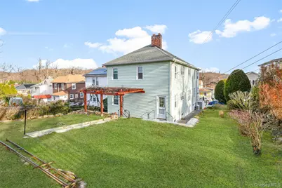 42 Crestview Street, New Rochelle, NY 10801 - Photo 18