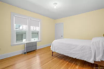 42 Crestview Street, New Rochelle, NY 10801 - Photo 8