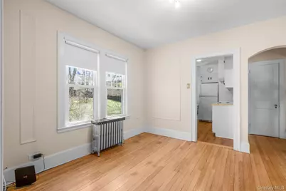 42 Crestview Street, New Rochelle, NY 10801 - Photo 4