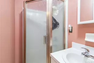 25 South St, New York, NY 10310 - Photo 22