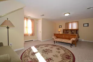 9 Agnes Ct, Melville, NY 11747 - Photo 10