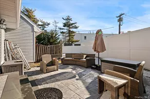 1 Windsor Ct, Amityville, NY 11701 - Photo 26