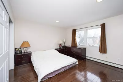 74 Bedford Avenue, New Hyde Park, NY 11040 - Photo 14