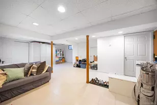 74 Bedford Ave, New Hyde Park, NY 11040 - Photo 22