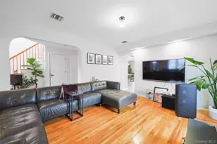 74 Bedford Ave, New Hyde Park, NY 11040 - Photo 8