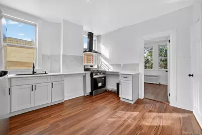 59 Park Hill Avenue #2, Yonkers, NY 10701 - Photo 1