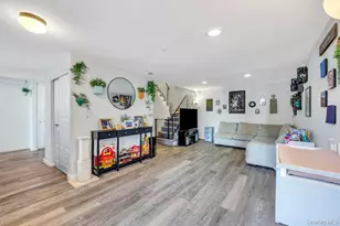 754 Blue Ridge Dr, Medford, NY 11763 - Photo 8