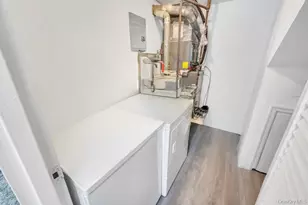 754 Blue Ridge Dr, Medford, NY 11763 - Photo 16