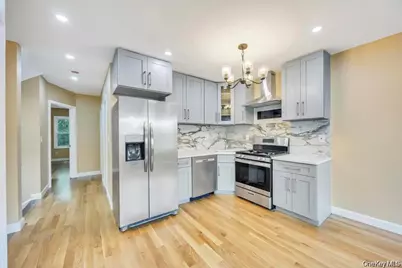 10535 135th Street, Ozone Park, NY 11419 - Photo 6