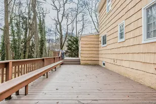 35 High Hills Ln, Huntington Station, NY 11746 - Photo 42