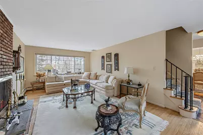 35 High Hills Lane, Huntington Station, NY 11746 - Photo 12