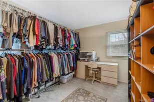 35 High Hills Ln, Huntington Station, NY 11746 - Photo 34