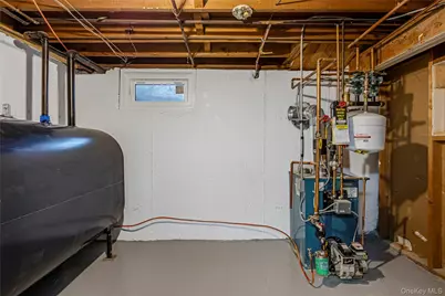 35 High Hills Lane, Huntington Station, NY 11746 - Photo 38