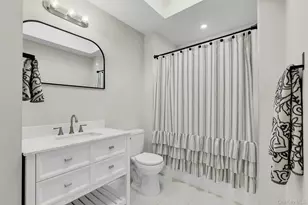 37 Weichers Ave, Ronkonkoma, NY 11779 - Photo 16