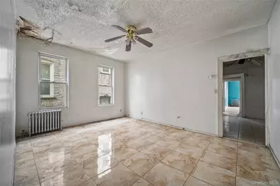 3348 Fenton Avenue, Bronx, NY 10469 - Photo 2