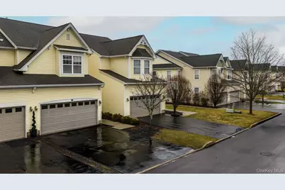 59 Woodside Knolls Drive, Middletown, NY 10940 - Photo 2