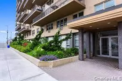 25 Neptune Blvd. 25 Neptune Boulevard #5G, Long Beach, NY 11561 - Photo 2