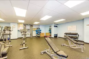 25 Neptune Blvd 25 Neptune Blvd, Long Beach, NY 11561 - Photo 12