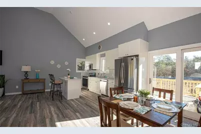 57 Samantha Drive, Coram, NY 11727 - Photo 8