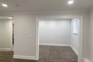 275 Beachview St, Copiague, NY 11726 - Photo 26