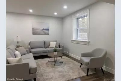 275 Beachview Street, Copiague, NY 11726 - Photo 22