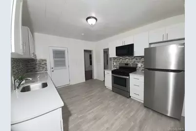 3 Allen Place, Poughkeepsie, NY 12601 - Photo 4