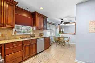 18 Moreland Rd, New City, NY 10956 - Photo 6