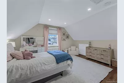 1896 Russell Street, Bellmore, NY 11710 - Photo 14