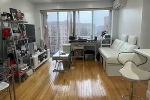 137-08 31 St Rd, Flushing, NY 11354 - Photo 2