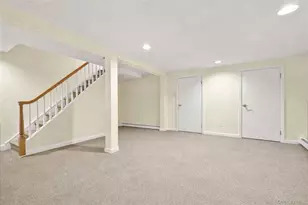 61 Squirrel Hill Rd, East Hills, NY 11577 - Photo 28