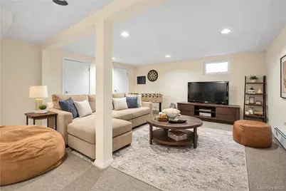 61 Squirrel Hill Road, East Hills, NY 11577 - Photo 26