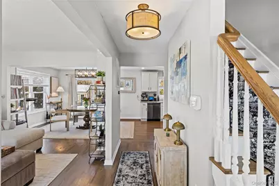 19 Raymond Avenue, Middle Island, NY 11953 - Photo 8